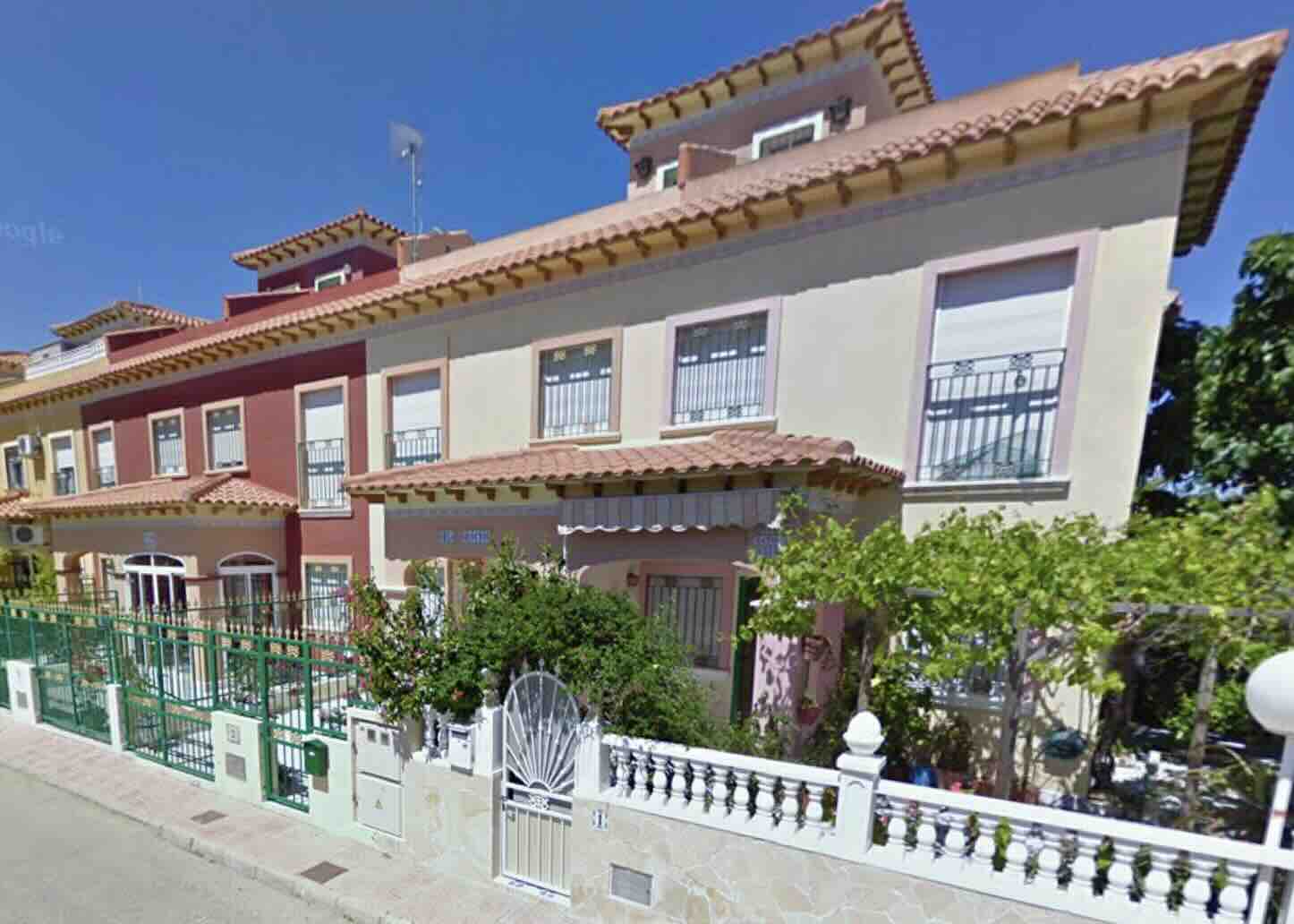 Casa- C/ Halcón, 7 -Torrevieja Alicante