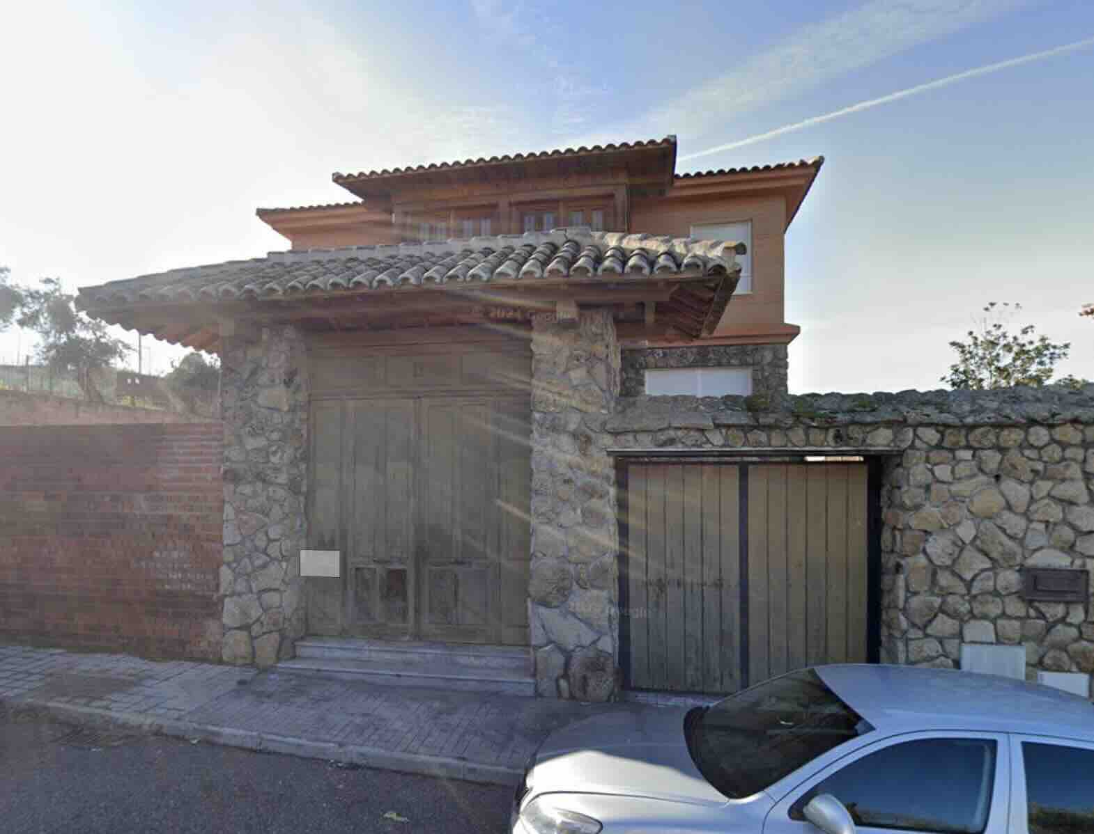 Casa- CL MAZUELO 11 -TOLEDO