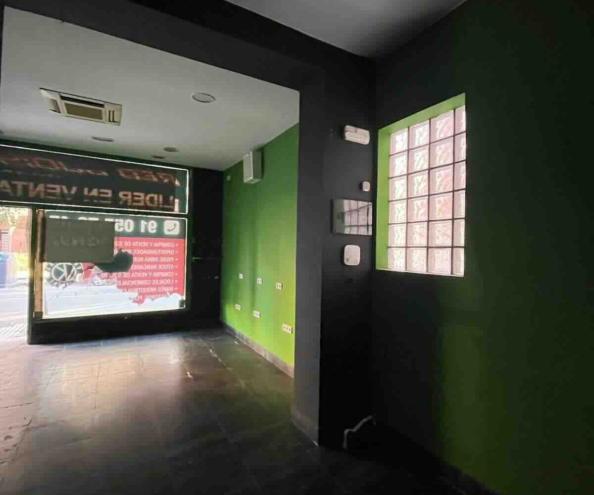 C/ PUERTO DE PORZUNA, Nº28, BAJO I