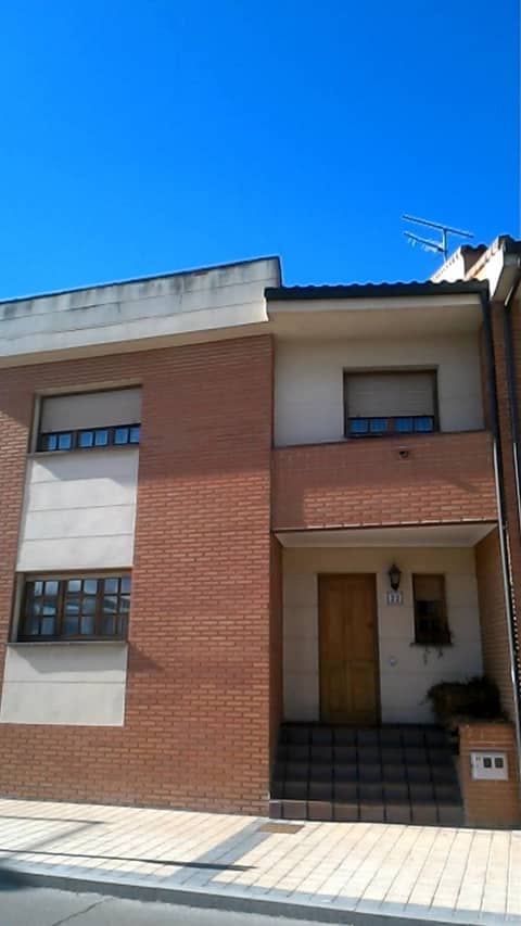 Vivienda en CL. ZARATAN, N.22, Arroyo De La Encomienda, 47195