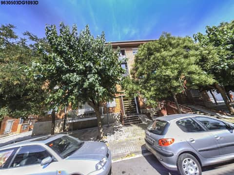 Vivienda en Olot 13 . 1 2, Tarrasa